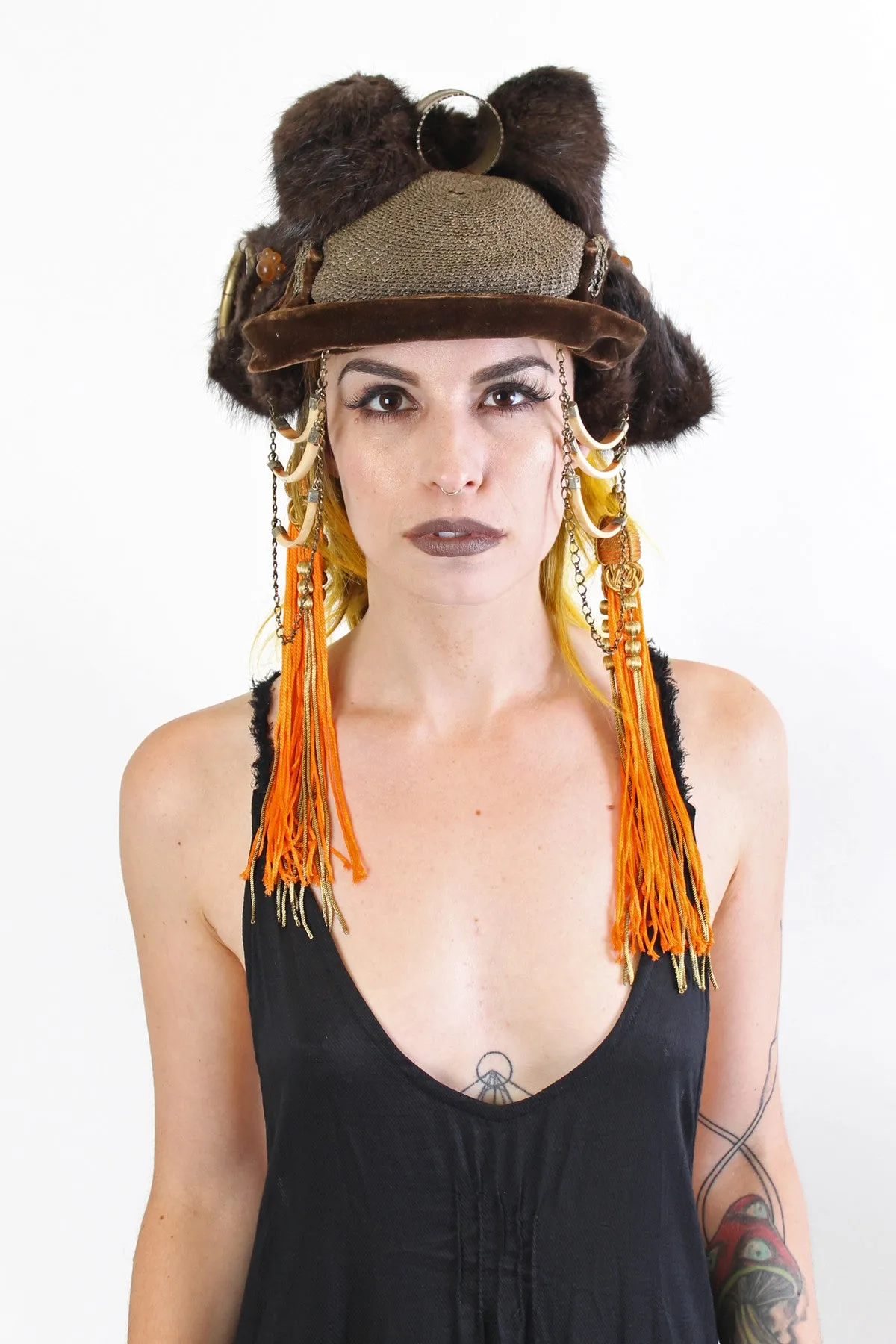 Between the Rib Cages by Monica Canilao / Headgear 2016