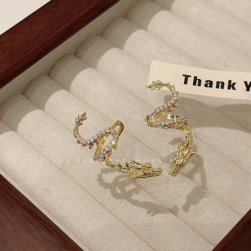 Dragon-Shaped Non-Pierced Earrings Exquisite Ear Cuffs
