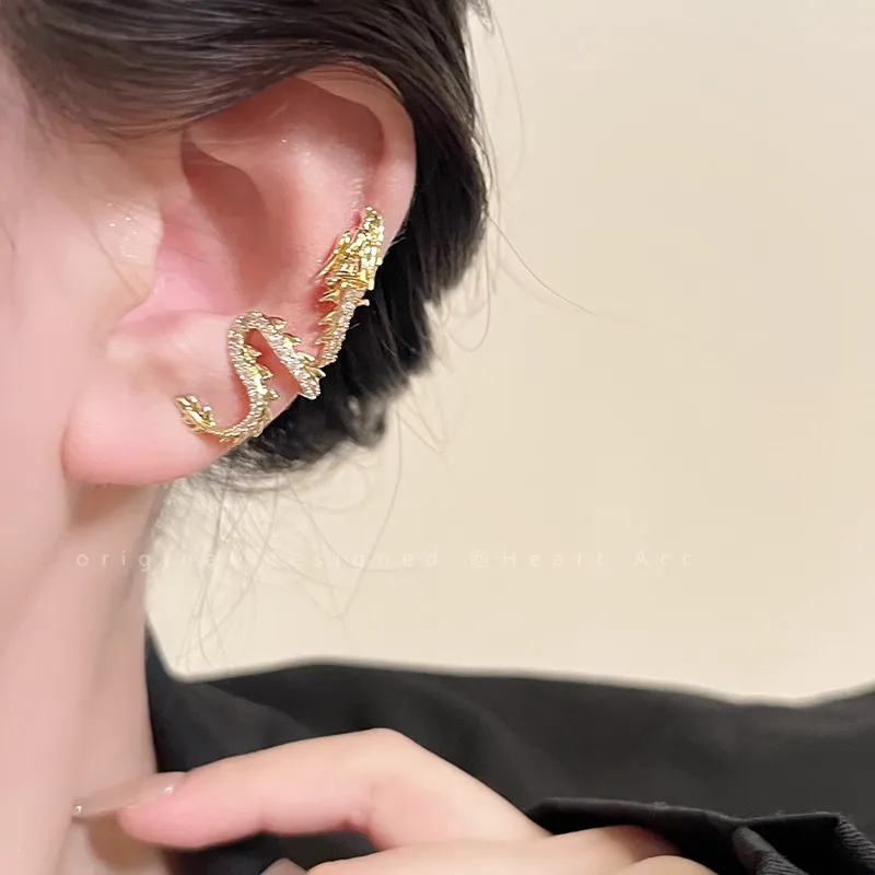 Dragon-Shaped Non-Pierced Earrings Exquisite Ear Cuffs