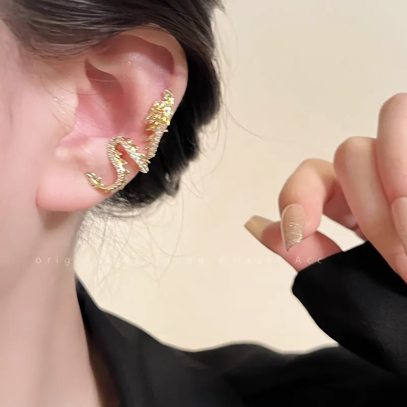 Dragon-Shaped Non-Pierced Earrings Exquisite Ear Cuffs