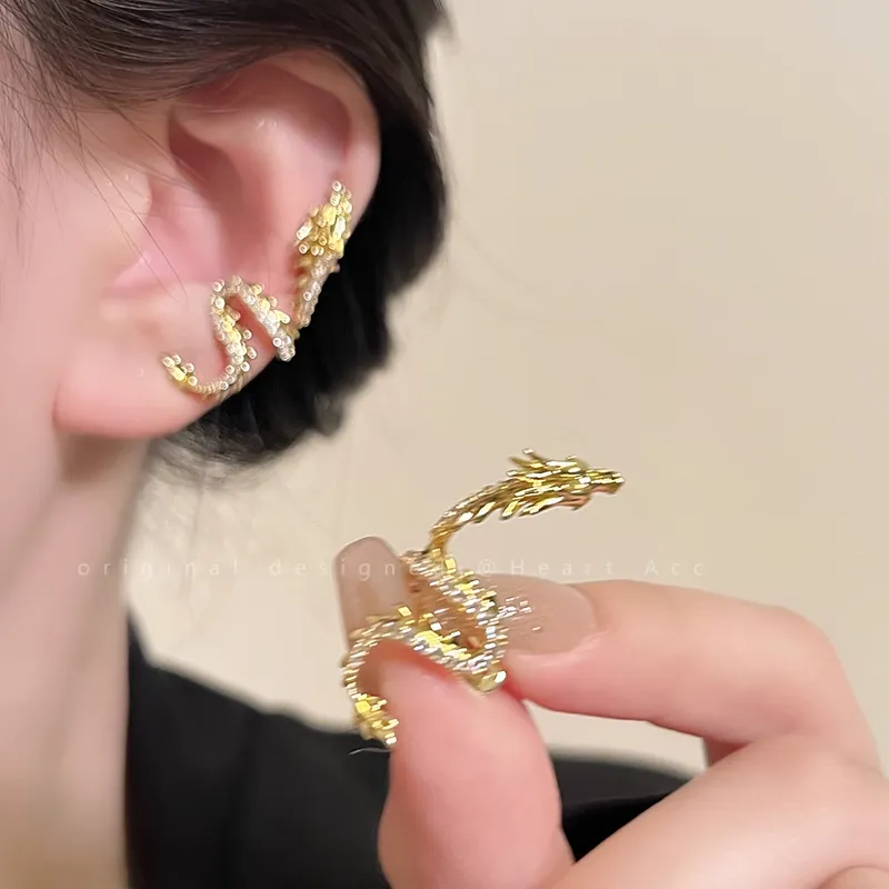 Dragon-Shaped Non-Pierced Earrings Exquisite Ear Cuffs