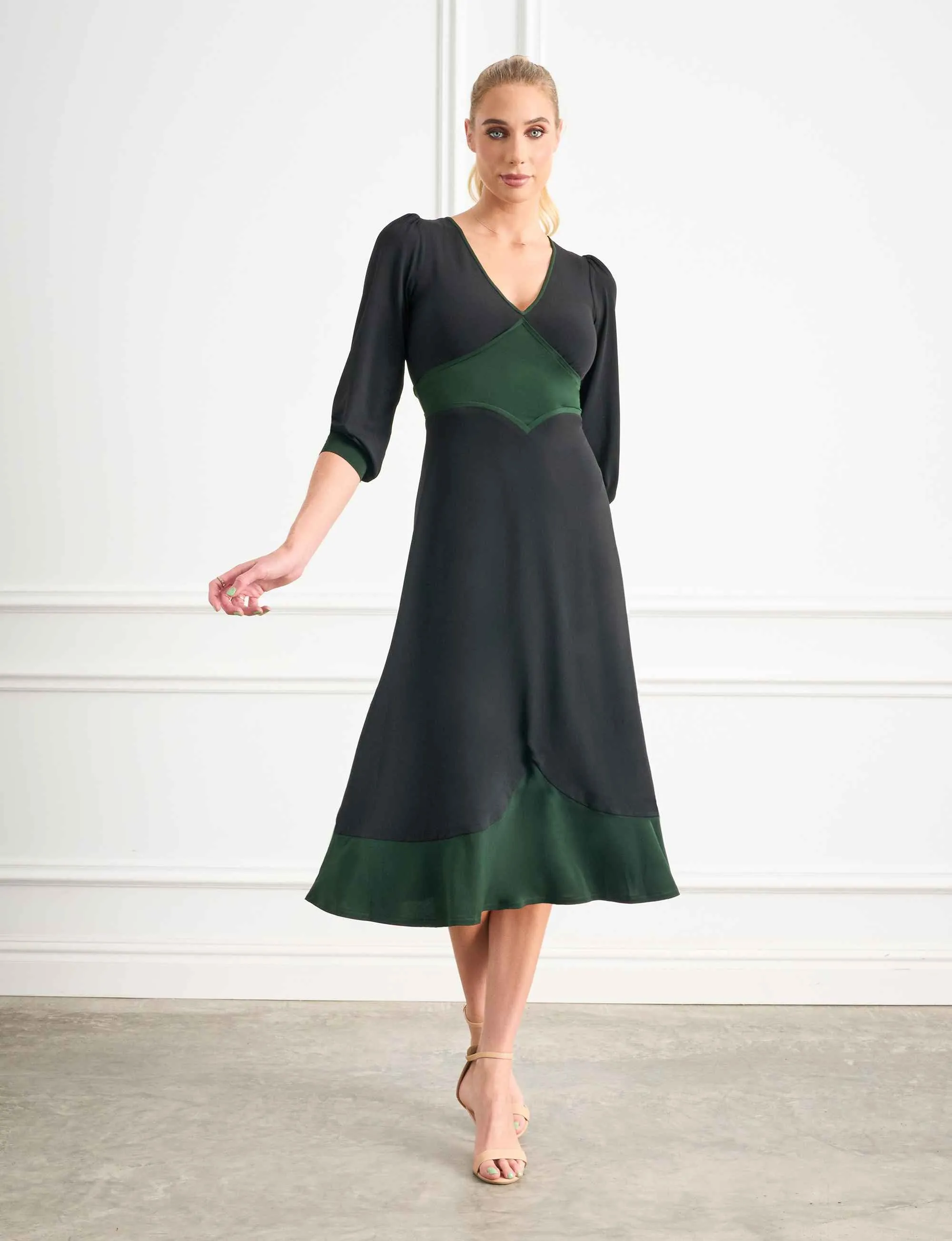 Elle Moss 'Little Black Dress' Fit and Flare Midi FINAL SALE