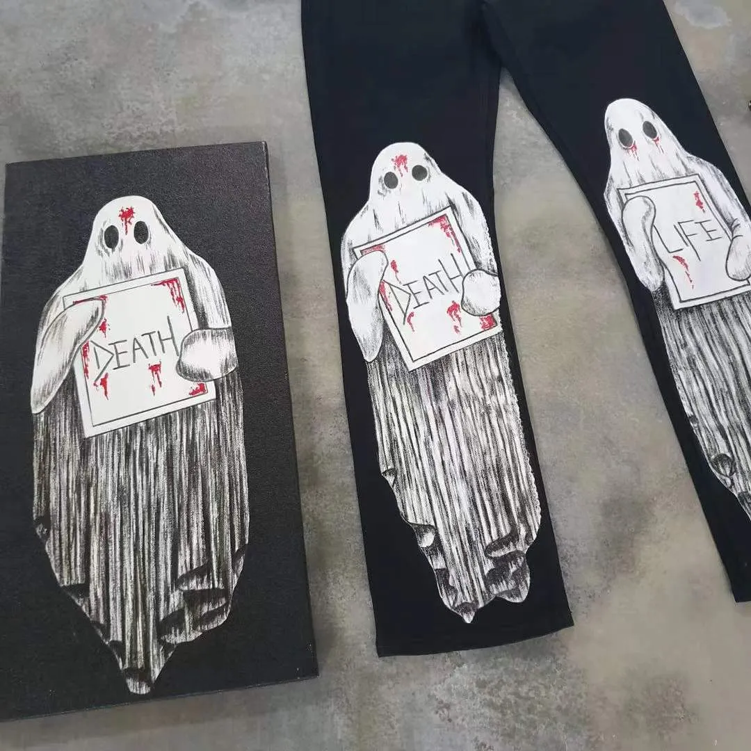 Ghost chooses casual street western jeans