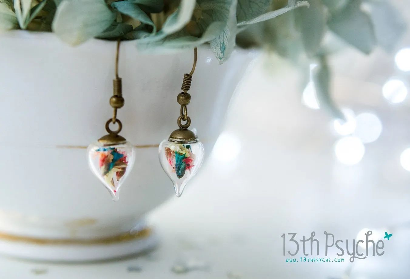 Glass teardrop earrings with real dried flowers