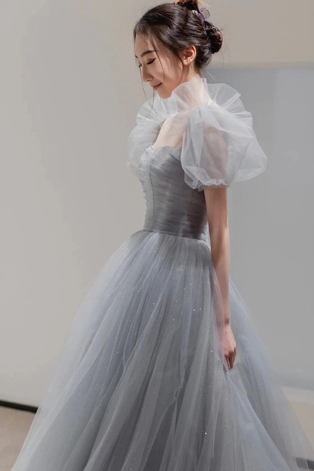 Gray Tulle Floor Length Prom Dress, Beautiful A-Line Short Sleeve Evening Dress
