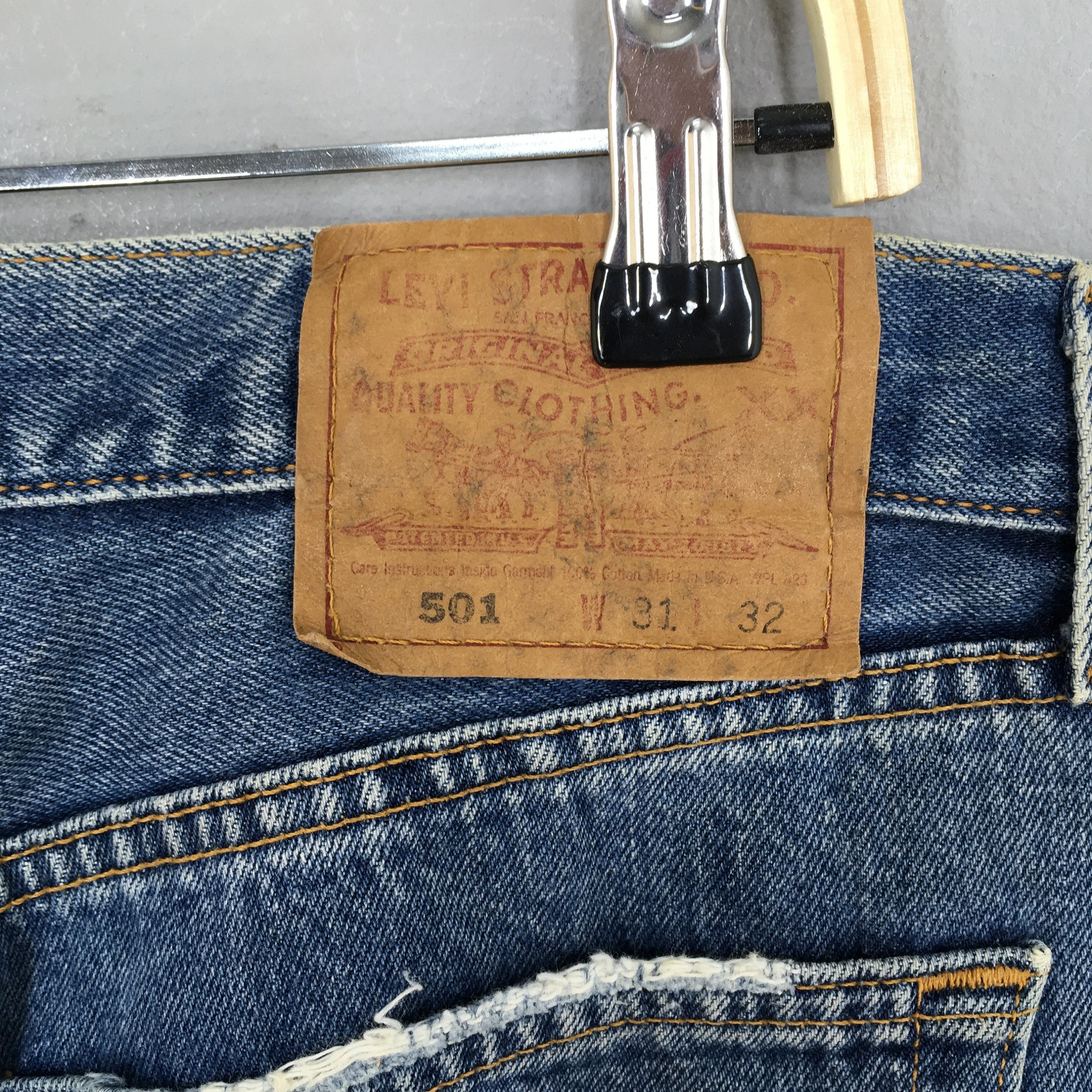 Levi's 501 Faded Blue Jeans Stonewash Size 30x32