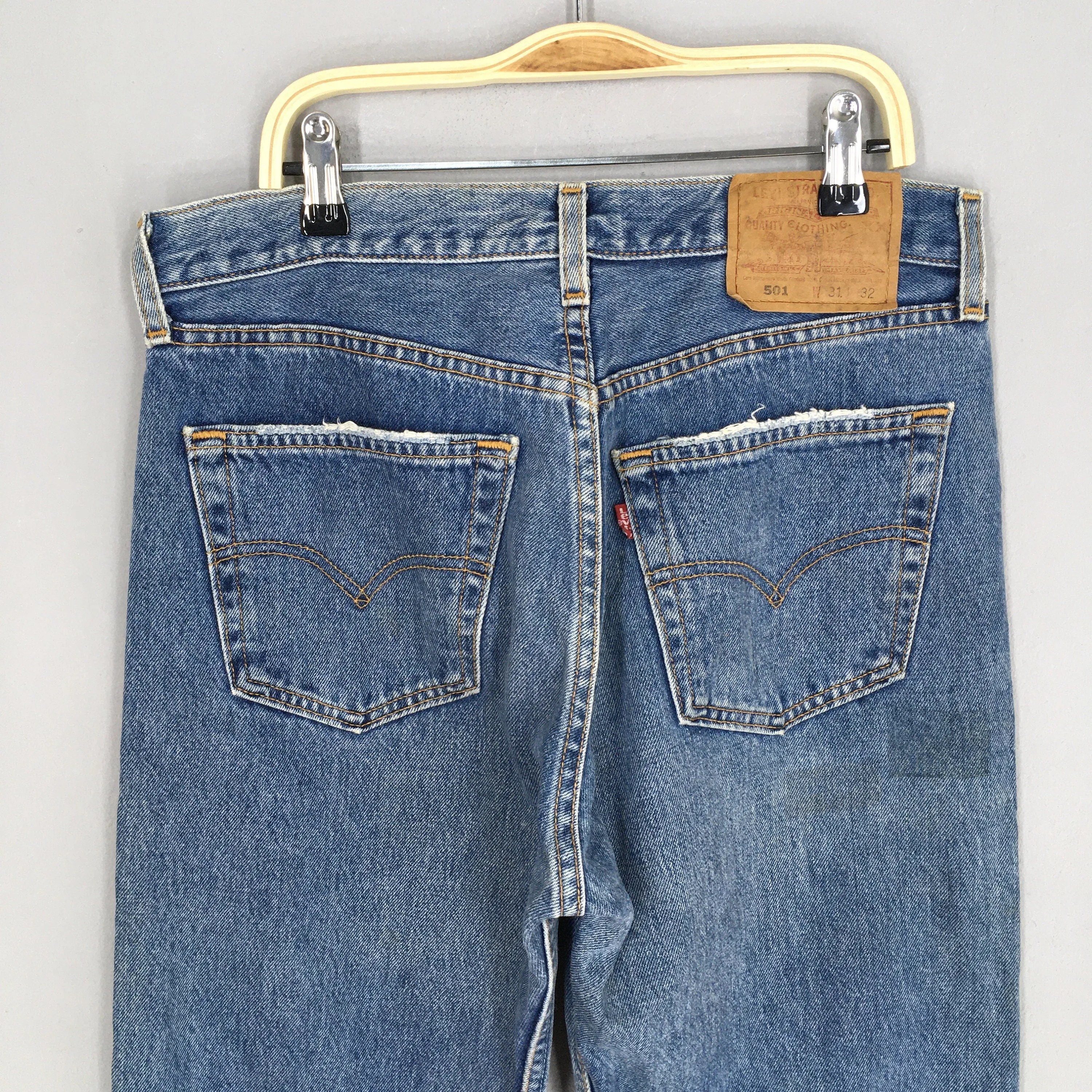 Levi's 501 Faded Blue Jeans Stonewash Size 30x32