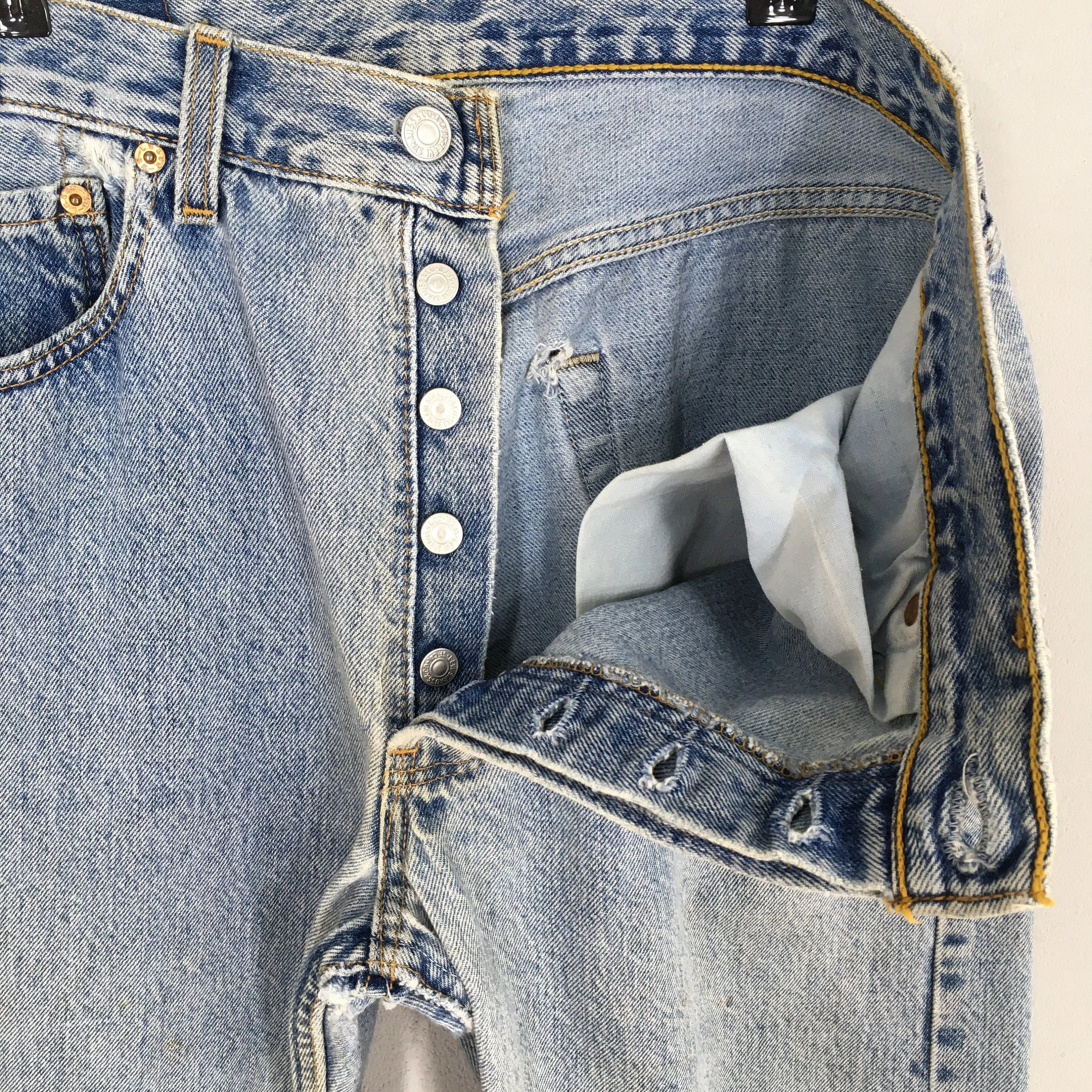 Levi's 501 Faded Blue Light Wash Jeans Size 31x31.5