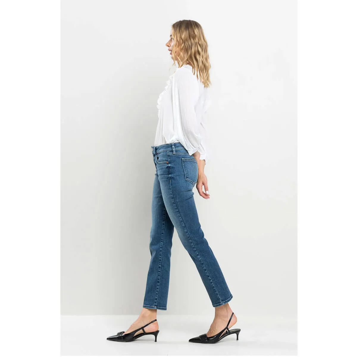 Mid Rise Ultra Stretch Slim Straight Jeans