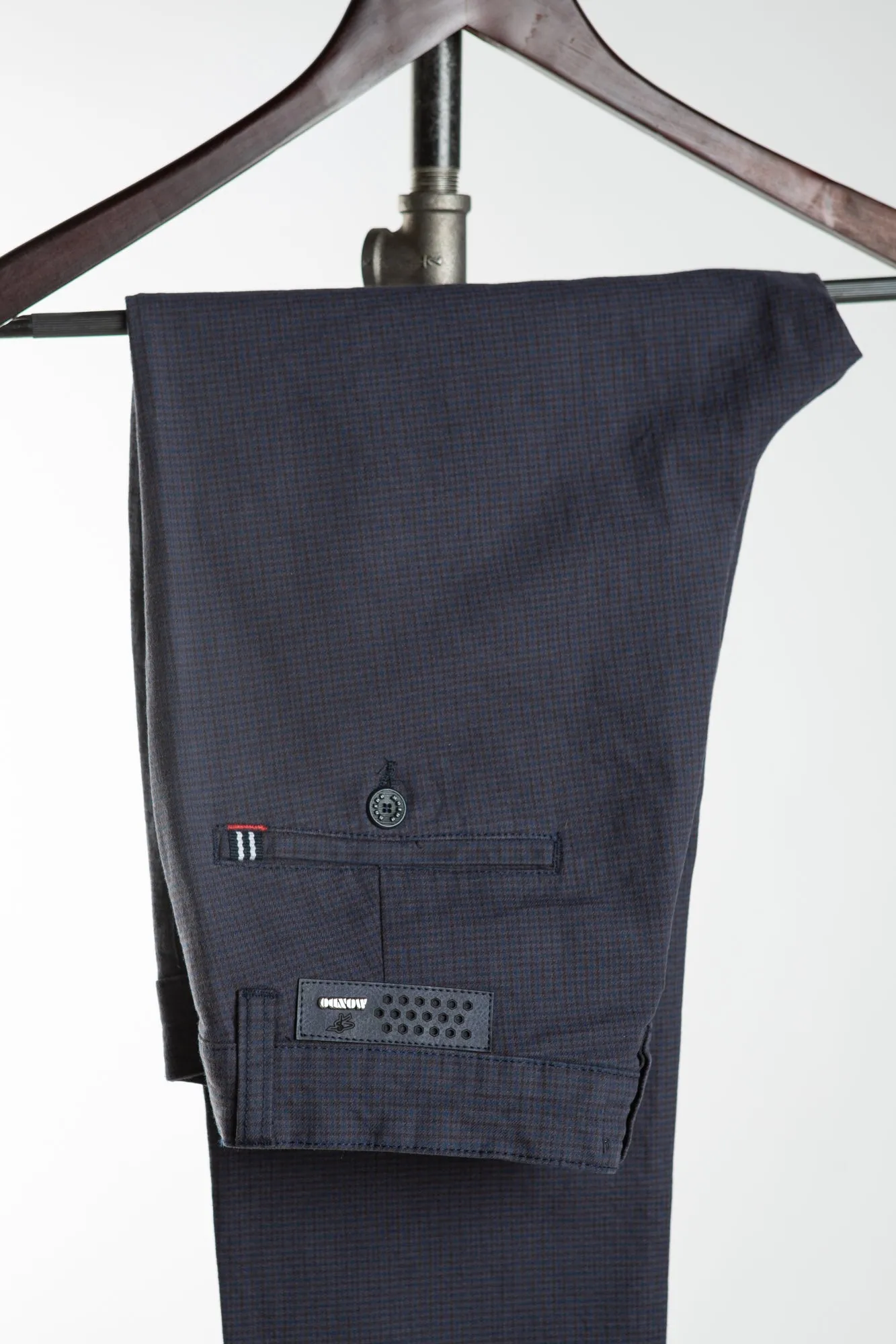 Mondo 1048 - Navy