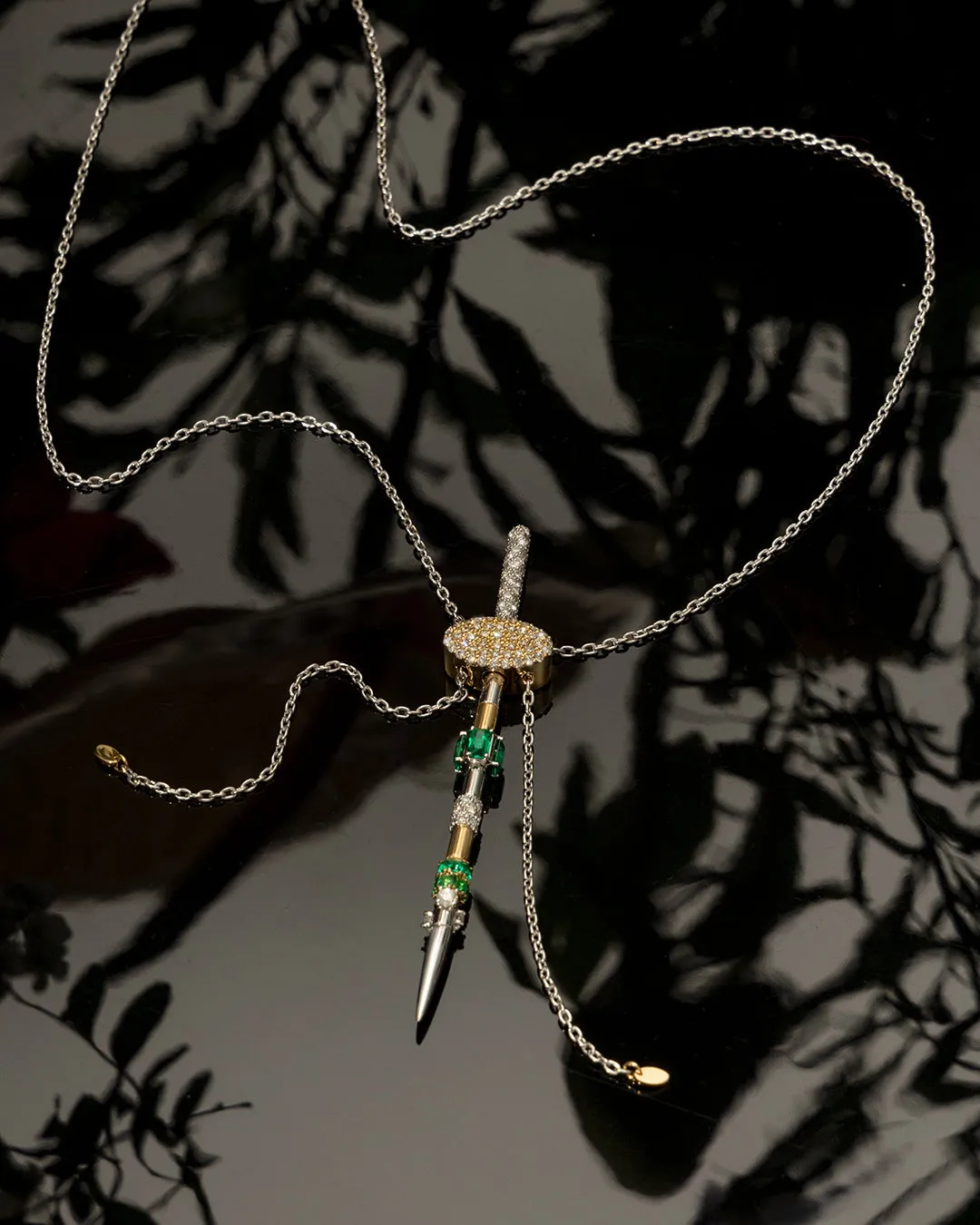 Olafur E earpin with diamonds 8 cm