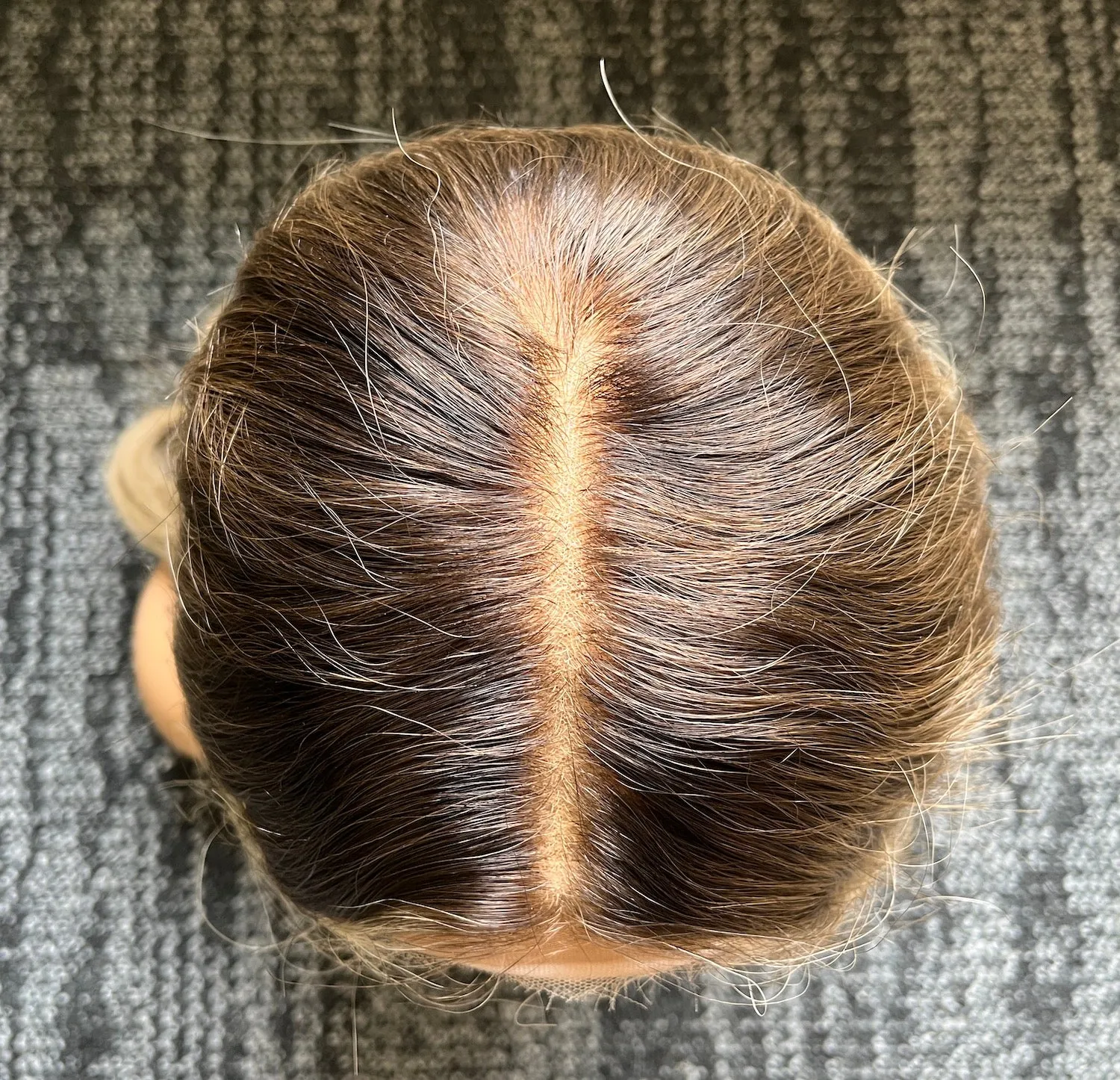 Preloved, Be Unique Wigs by Charlotte, Custom-made wig | Human hair | Rooted blonde balayage | Small cap | 20" length