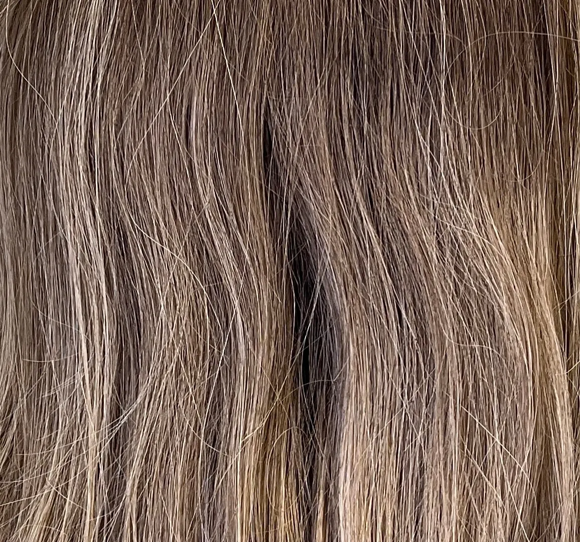 Preloved, Be Unique Wigs by Charlotte, Custom-made wig | Human hair | Rooted blonde balayage | Small cap | 20" length