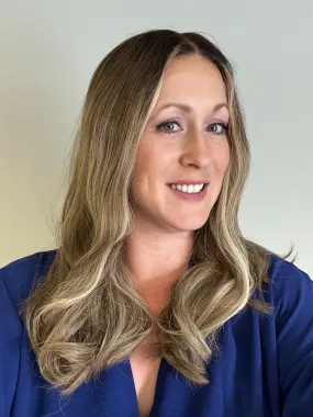 Preloved, Be Unique Wigs by Charlotte, Custom-made wig | Human hair | Rooted blonde balayage | Small cap | 20" length