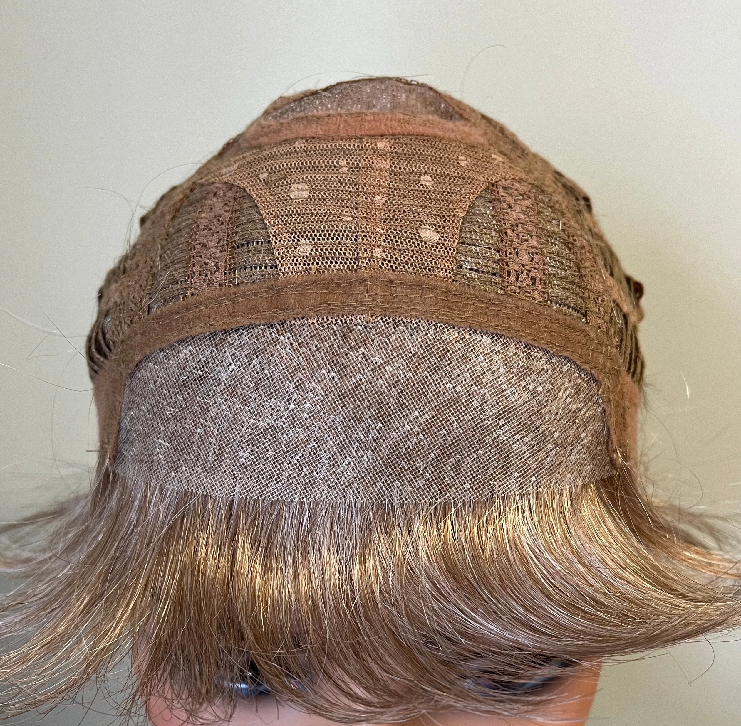 Preloved, Ellen Wille, Ginger wig | Synthetic fibre | Pearl Mix | Petite cap | 10" length