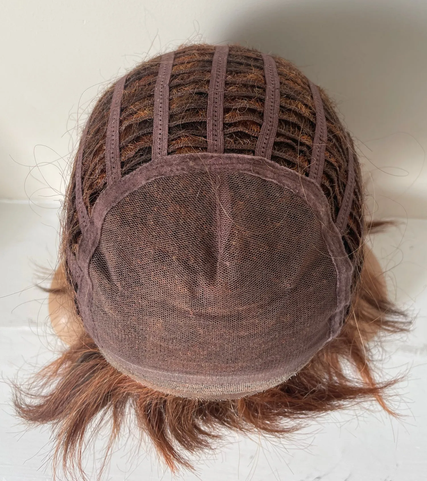 Preloved, Gabor, Debutante wig | Synthetic fibre | GL30-32 Dark copper | Average cap | 14" length
