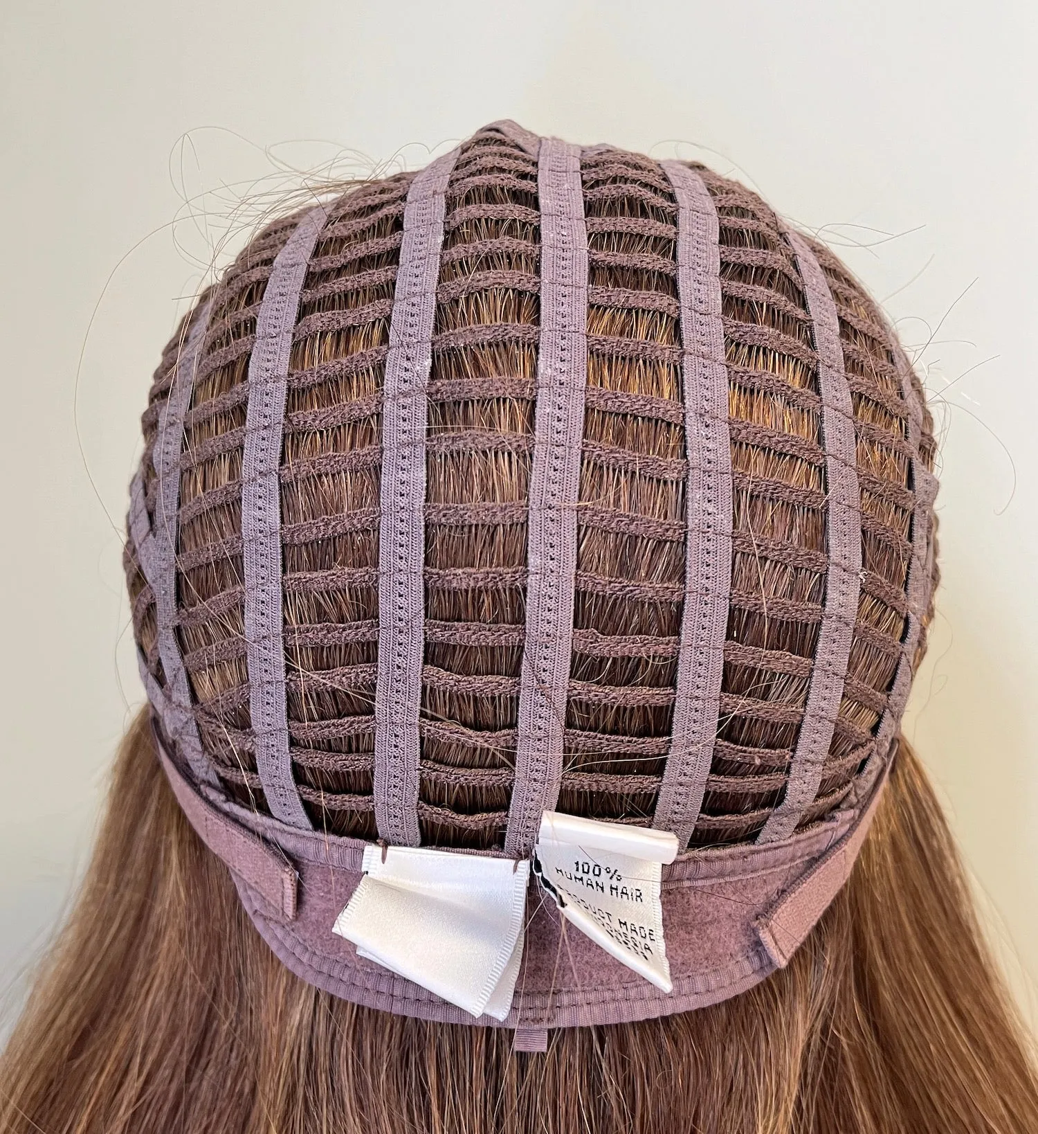 Preloved, Raquel Welch, Grand Entrance wig | Human hair | Light Reddish Brown | Average cap | 24" length