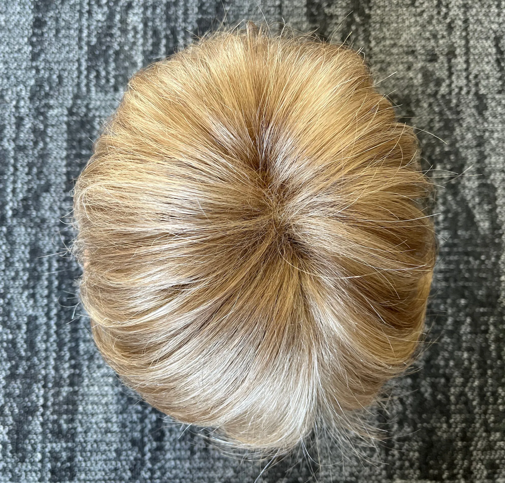 Preloved, Raquel Welch, Voltage wig | Synthetic fibre | Glazed Sand (R16/21S ) | Petite cap | 13" length