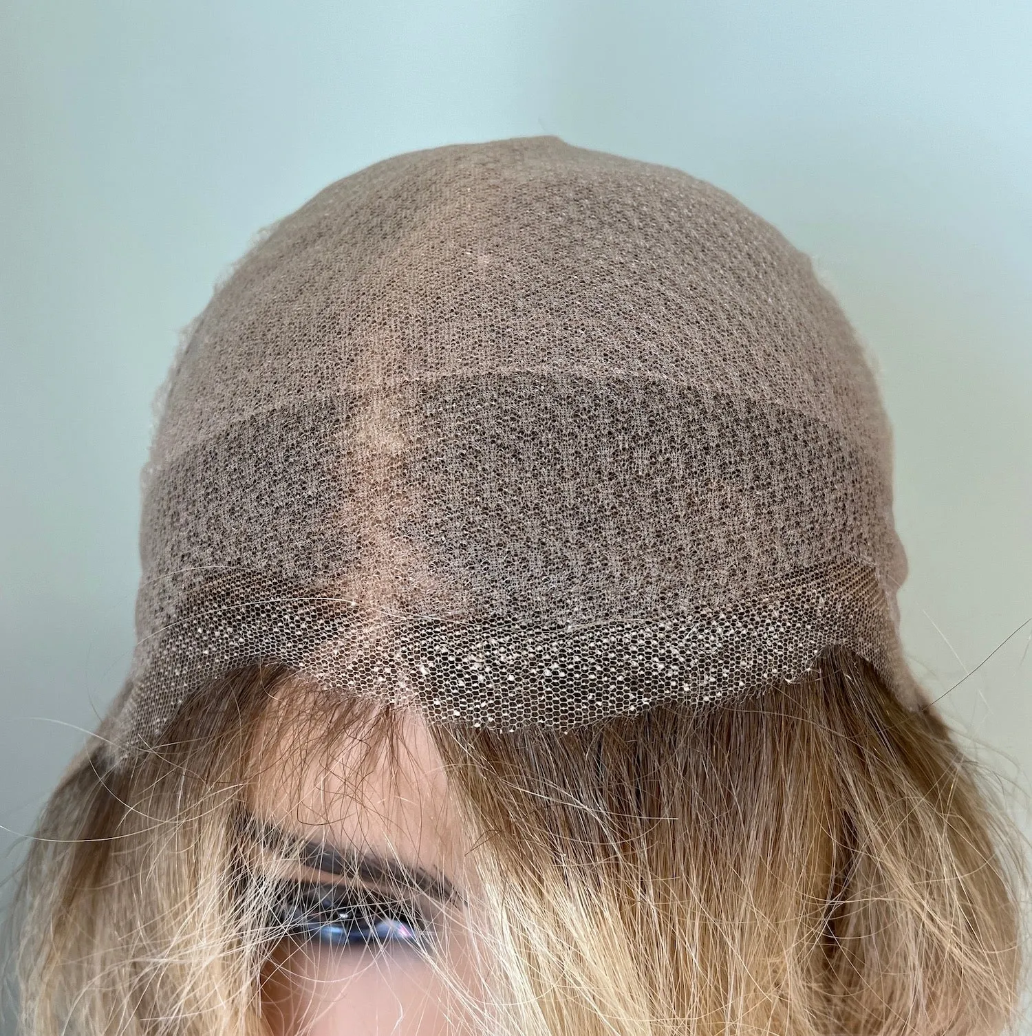 Preloved, Second Spring Wigs, Linda wig | Human hair | Cool ombre blonde | Small cap | 24" length