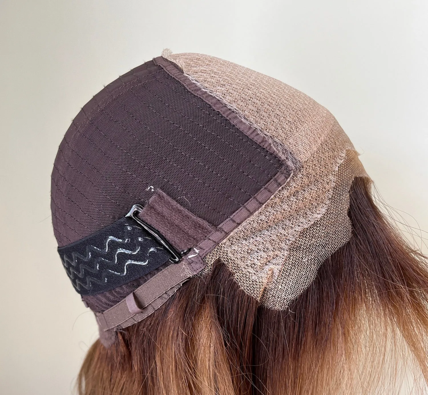 Preloved, Second Spring Wigs, Linea wig | Human hair | Medium brown balayage | Small cap | 12" length