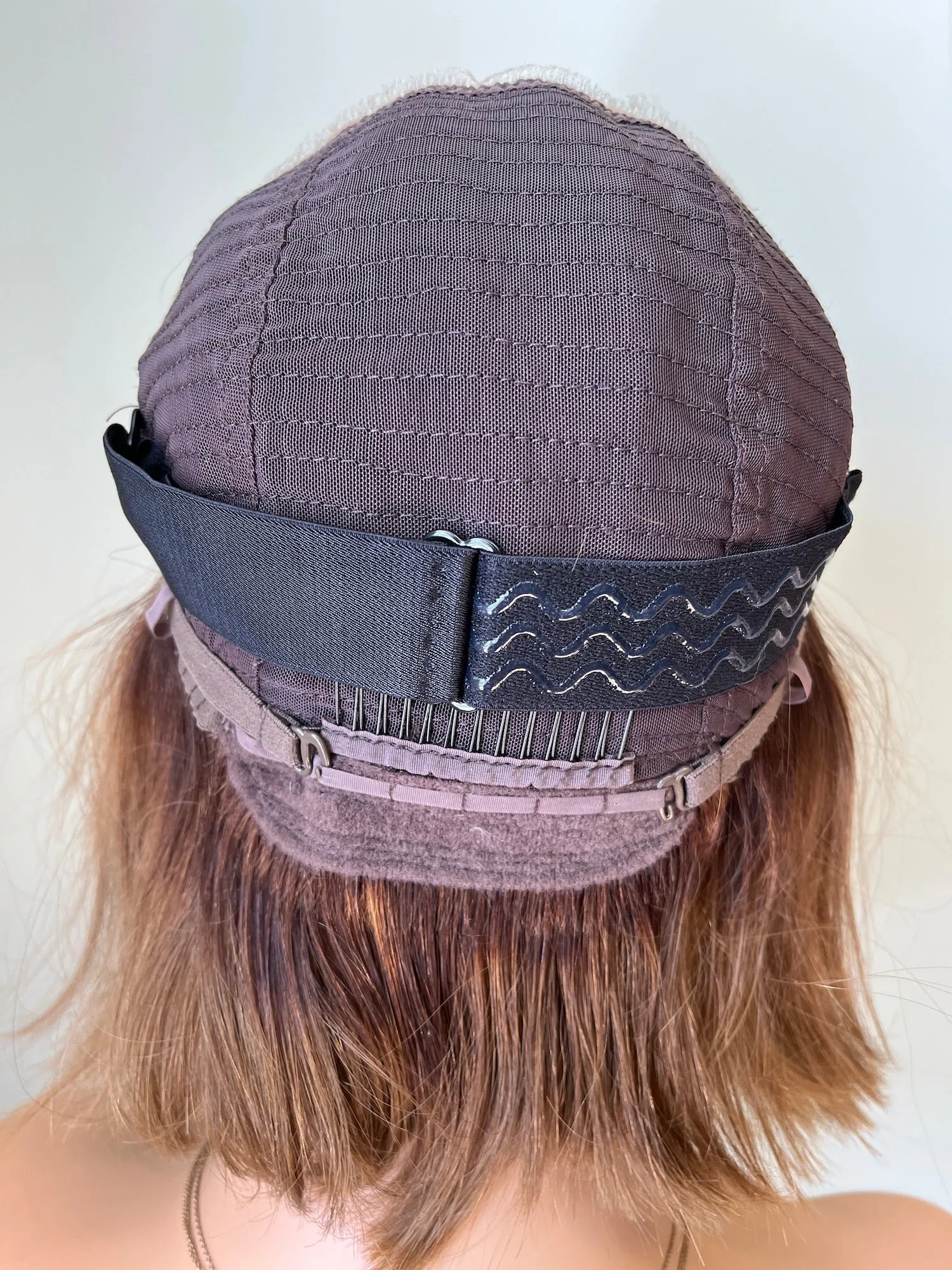 Preloved, Second Spring Wigs, Linea wig | Human hair | Medium brown balayage | Small cap | 12" length