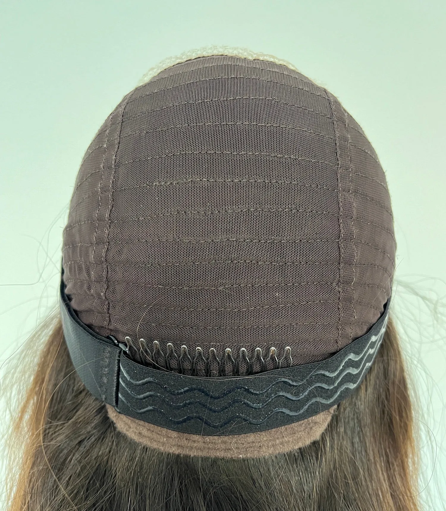 Preloved, Second Spring Wigs, Noe wig | Human hair | Black/darkest brown base with copper brown highlights | Small cap | 22" length