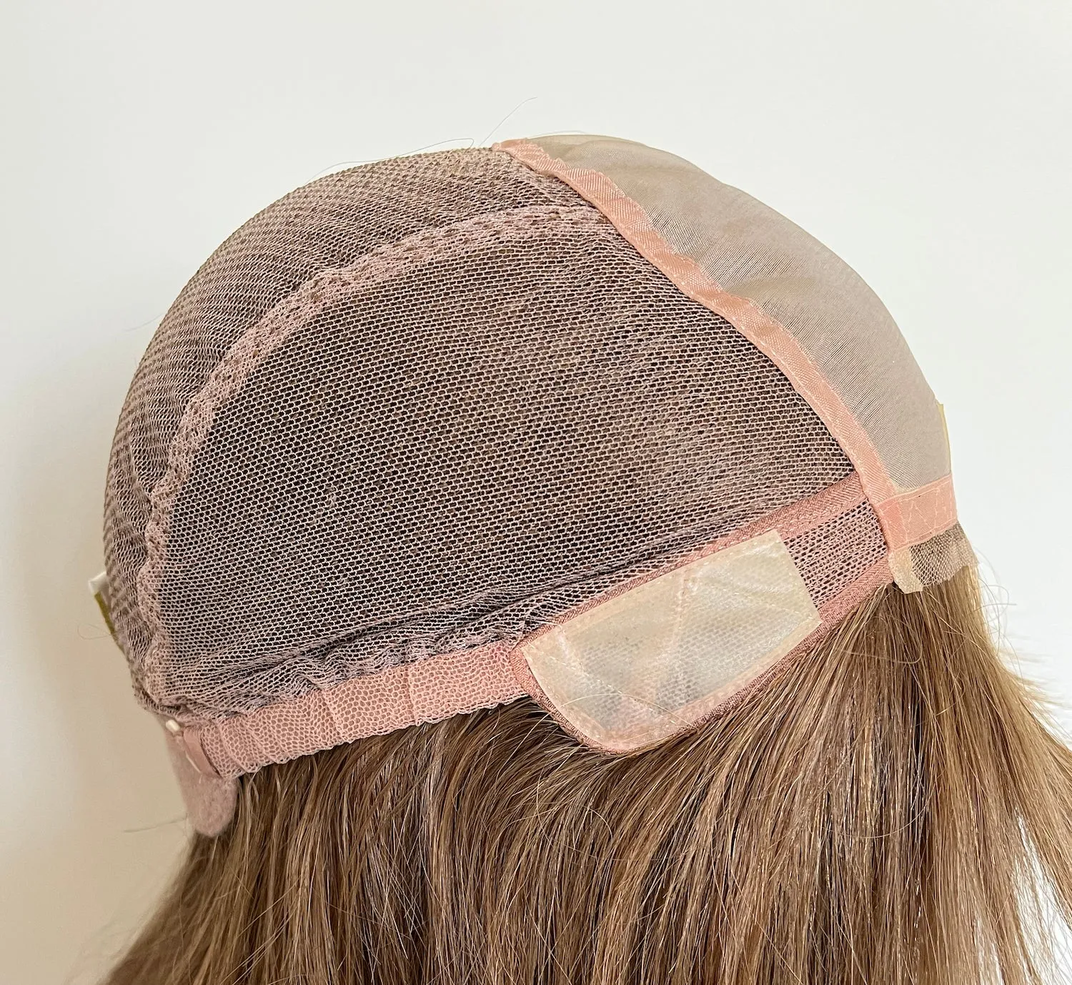 Preloved, Trendco, Amber wig | Human hair | 8 Light Brown | Average cap | 16" length