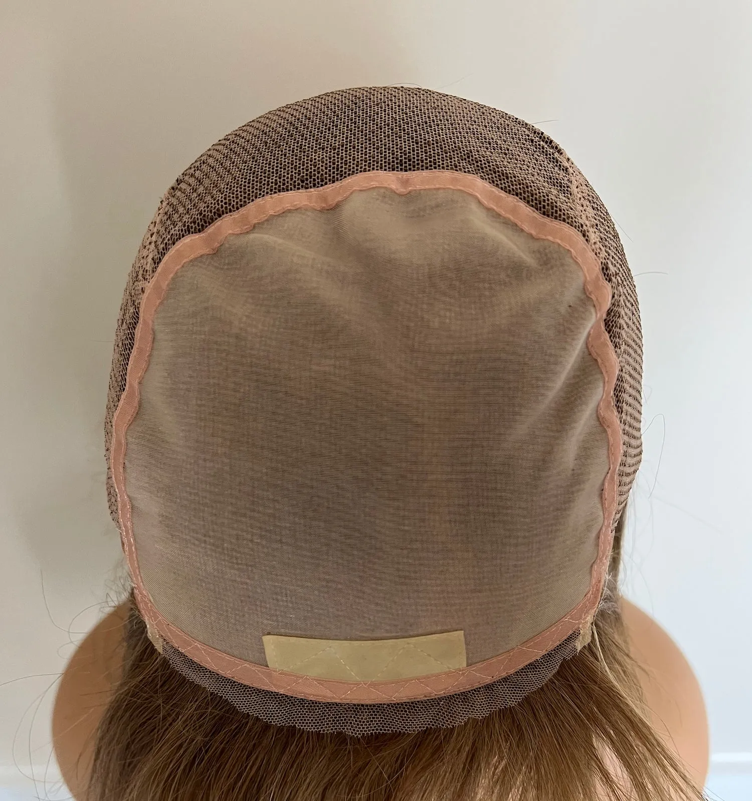 Preloved, Trendco, Amber wig | Human hair | 8 Light Brown | Average cap | 16" length