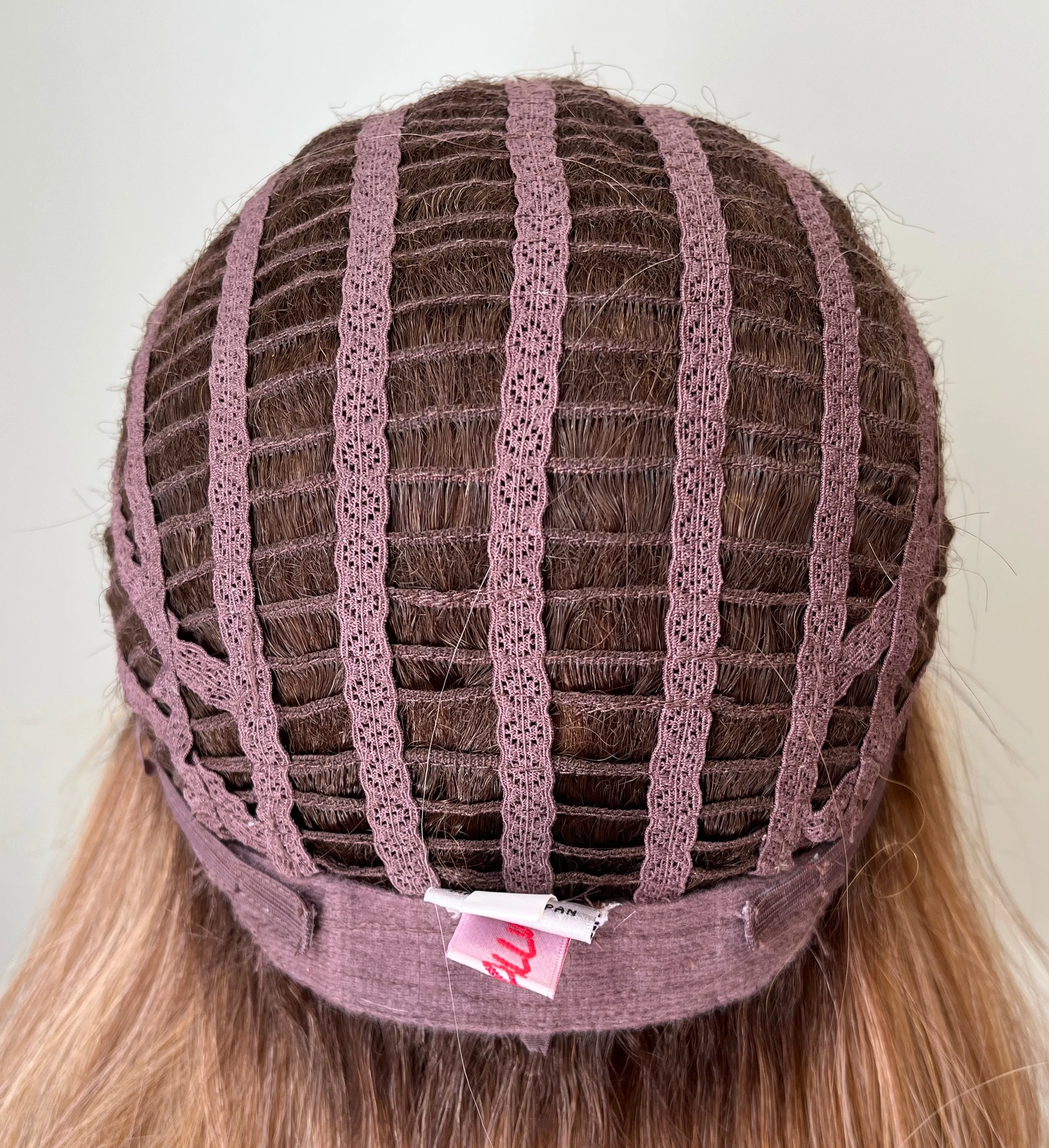 Preloved, TressAllure, California Beach Waves wig | Heat-friendly synthetic | 14/26/R10 | Average cap | 24" length