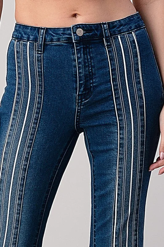 STRIPED PATCH FLARE JEAN