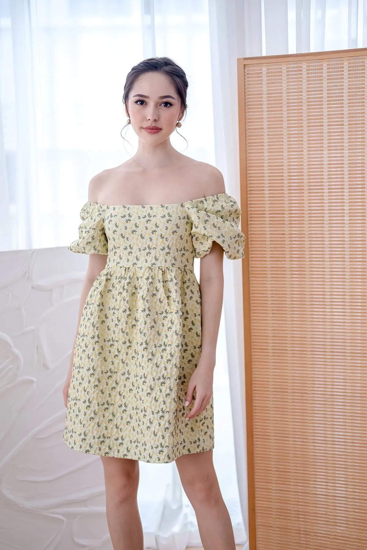 Vanda Jacquard Puffy Sleeves Doll Dress - Yellow [XS/S/M/L/XL]